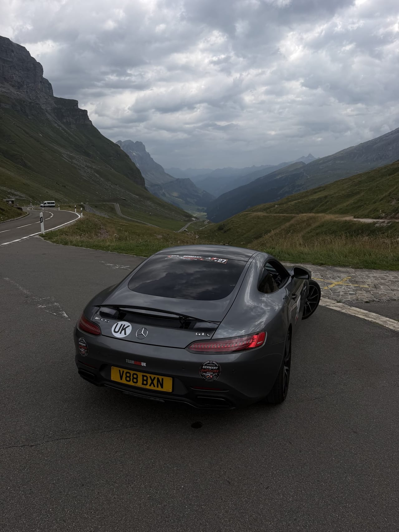Mercedes Benz AMG GT S photo 2