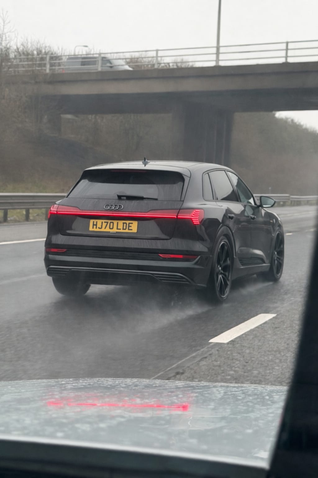 Audi E-Tron Technik 50 Quattro photo 2