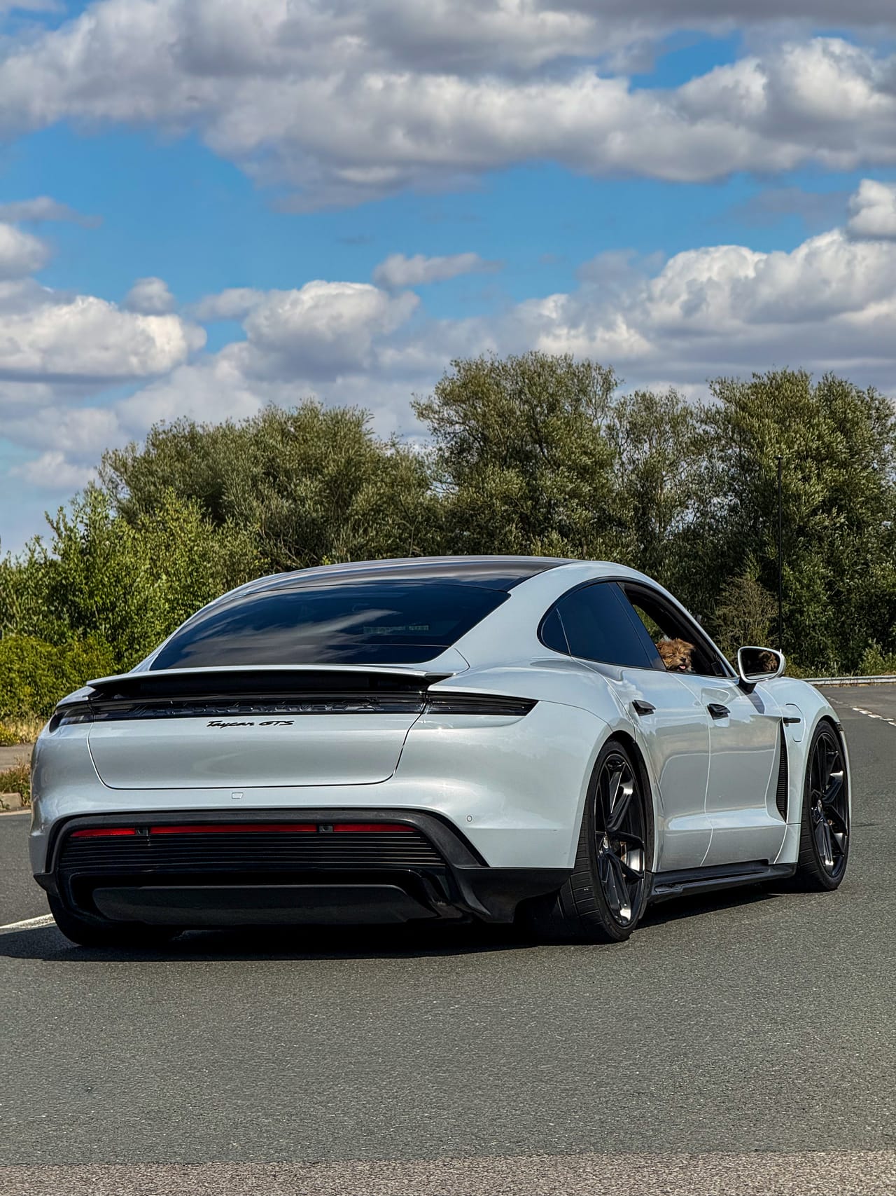 Porsche Taycan Gts